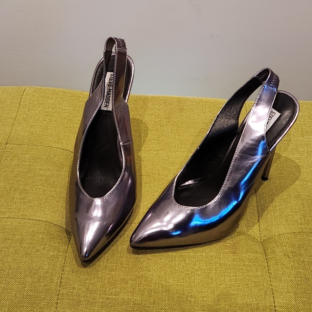 Steve Madden Metallic Silver Slingback Heels